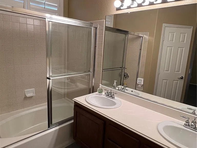 44 Tanglewood Dr — Photo 10