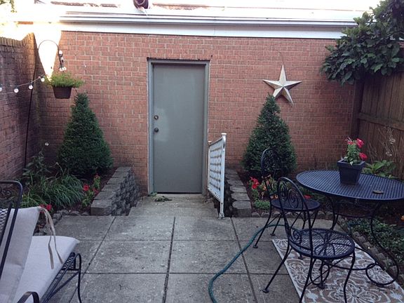 5th image of 2898 Chateau Cir
