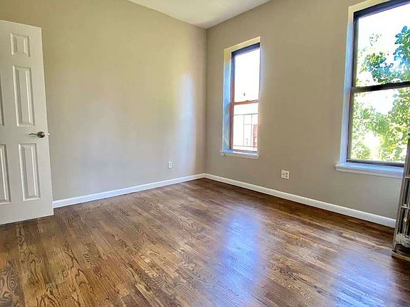 3rd image of 433 E 80th St APT 27A