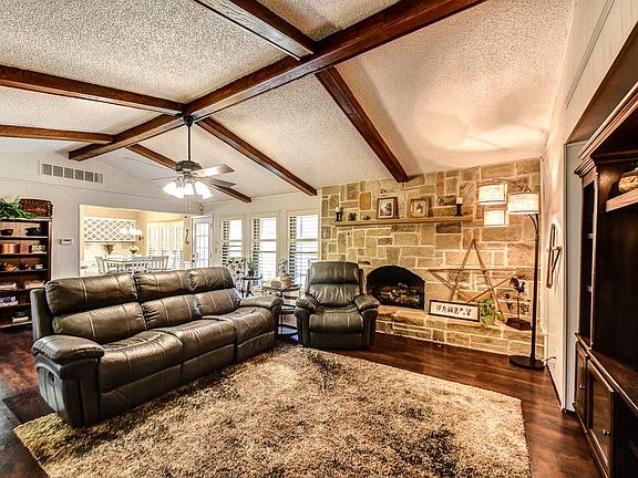 5th image of 2310 Sylvan Dr