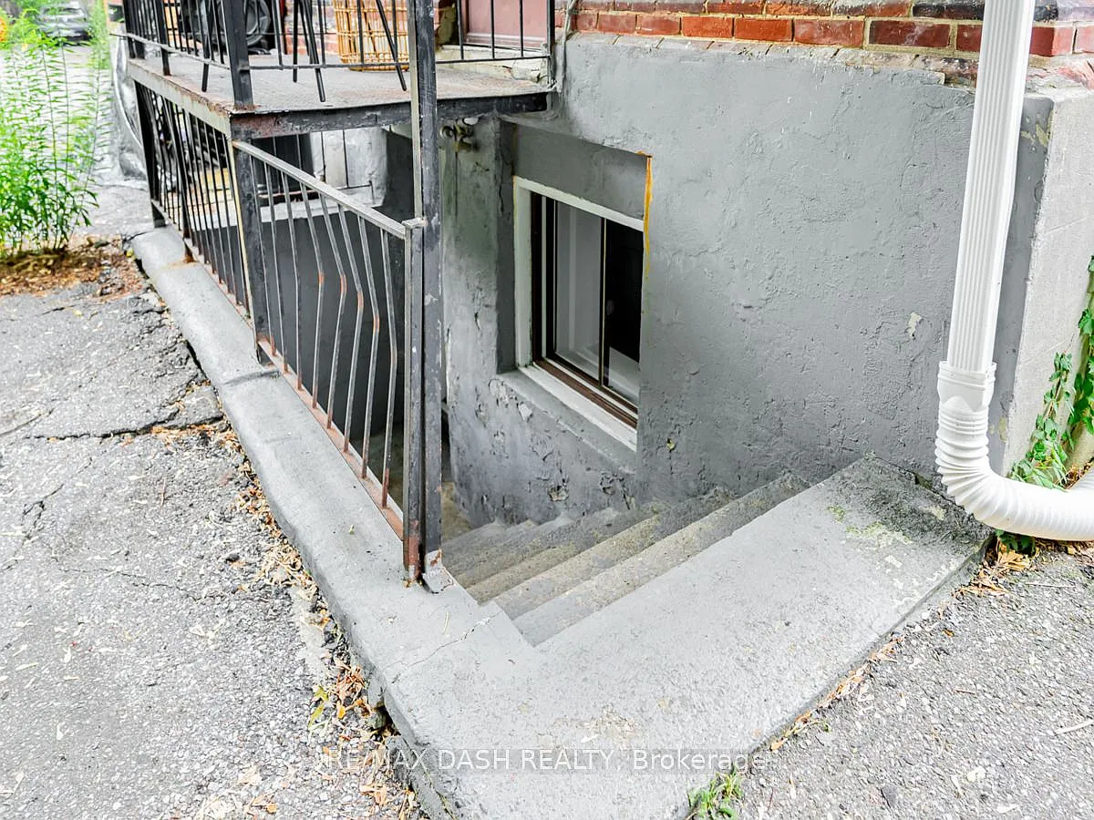1 bed, $1,800 — Photo 4