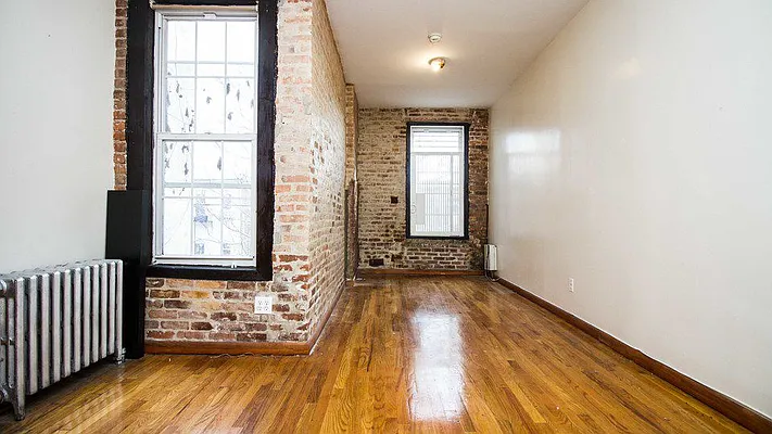 Rented by Nooklyn NYC LLC | media 4