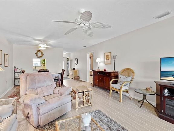 4th image of 325 Charlemagne BLVD #A209