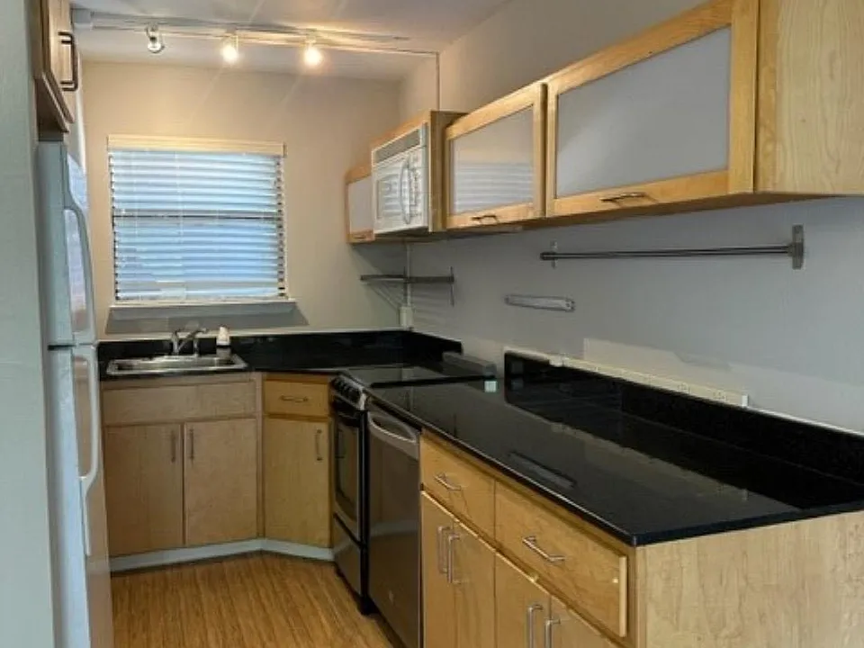 1855 Brightside Dr #1