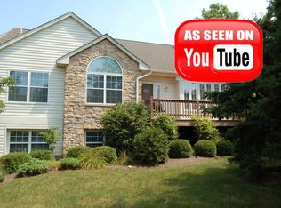 181 Lions Gate Cir, Souderton, PA 18964