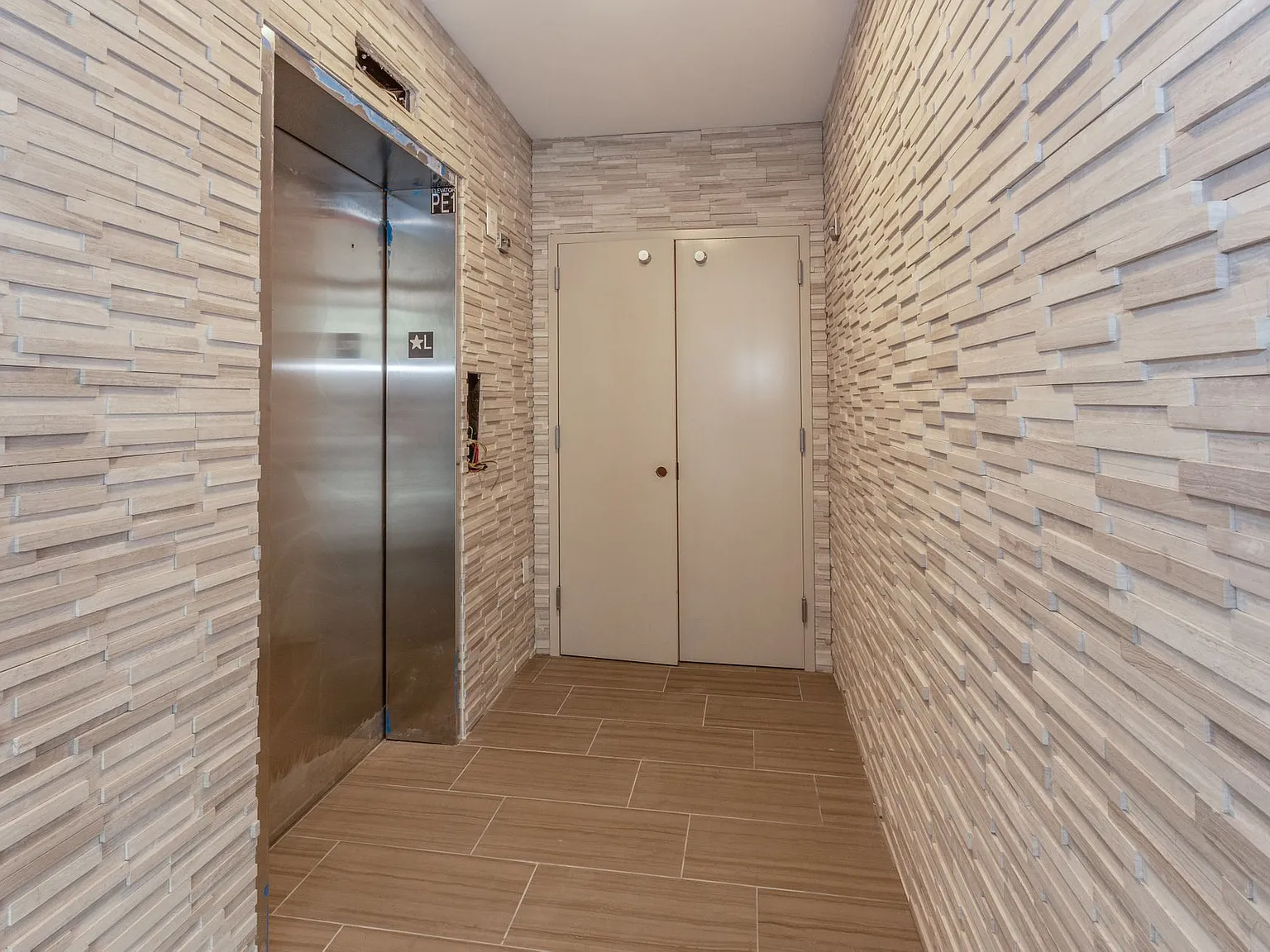 3 Perrine Ave — Photo 4