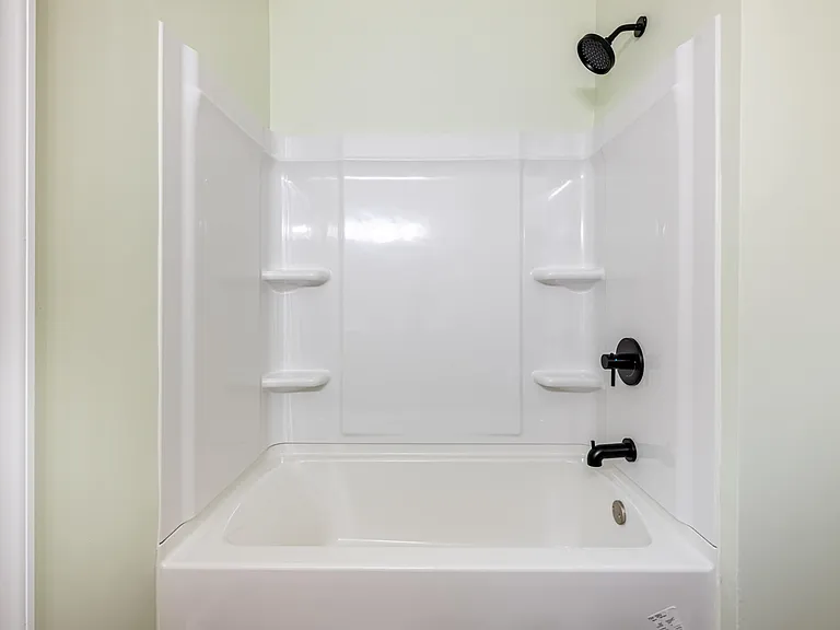 1013 Virginia Ave — Photo 13