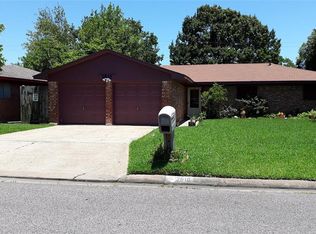2818 6th Ave N, Texas City, TX 77590