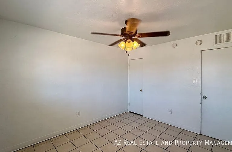 7532 N 21st Ave #2 — Photo 11