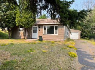 89 Burk Dr, Silver Bay, MN 55614