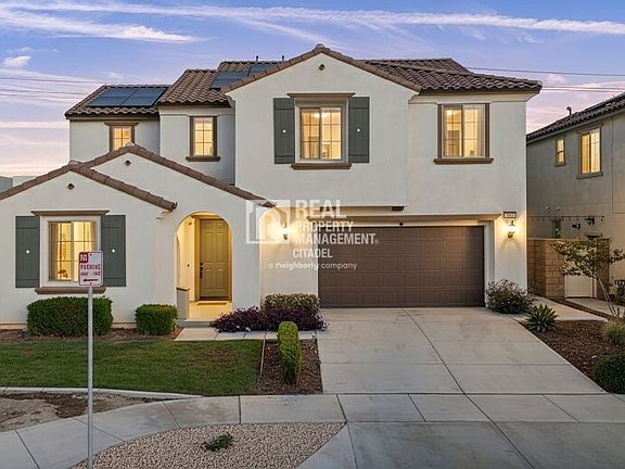 3rd image of 3657 S Bearberry Ave