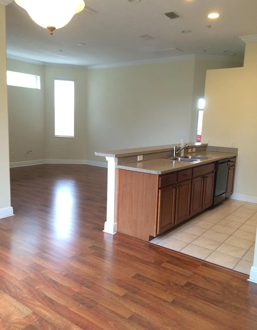 481 Bayou Village Drive — Photo 2