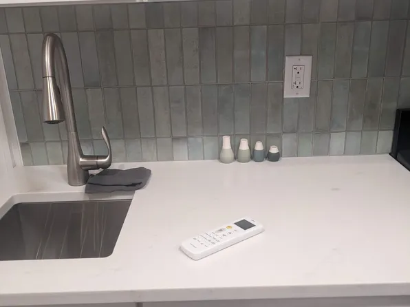 611 Hoyt St, Saint Joseph, MI 49085