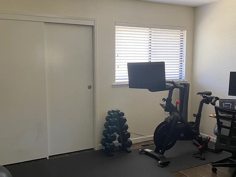884 W Spain St — Photo 10