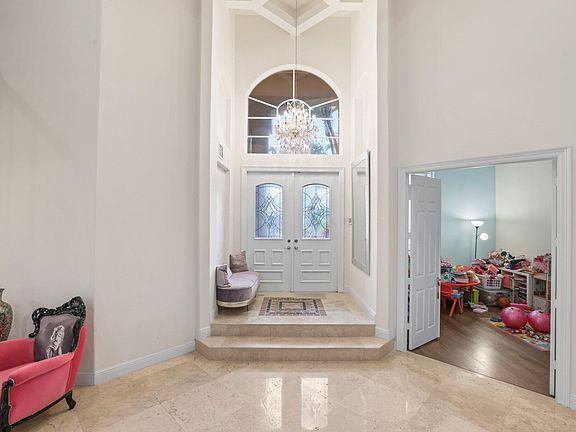 4th image of 19234 S Creekshore Court