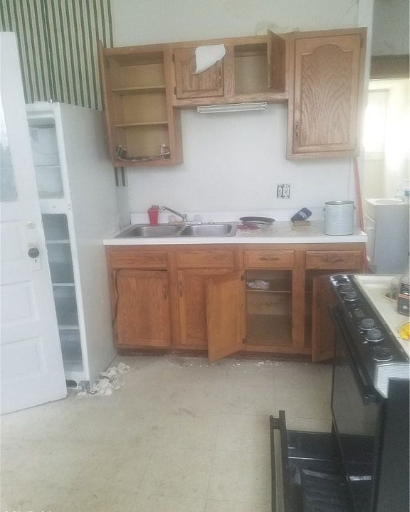2nd image of 611-613 Shorb Ave NW