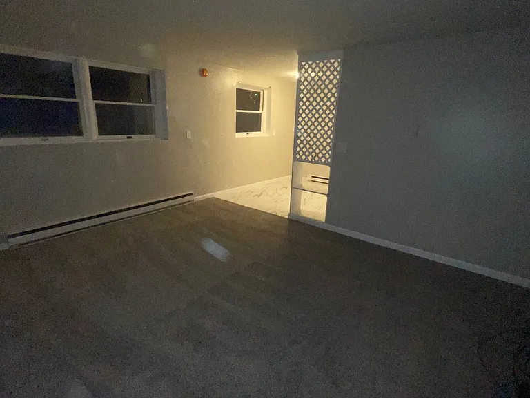 26 Robert St — Photo 17