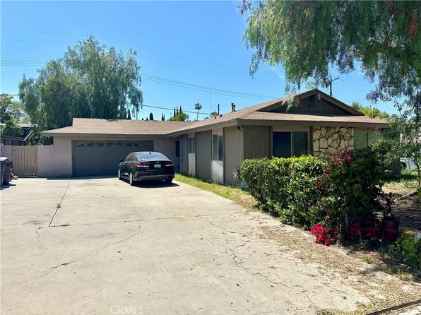2020 Kellogg Ave, Corona, CA 92879