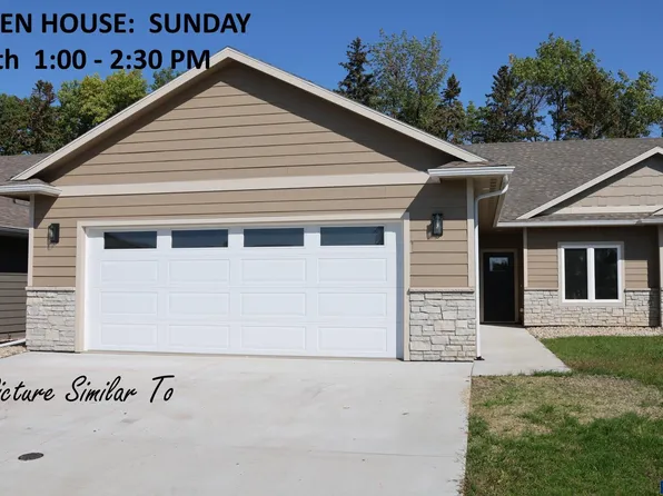 511 Bunyan Dr, Harrisburg, SD 57032