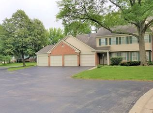 1608 Pennsbury Ct APT A1, Wheeling, IL 60090