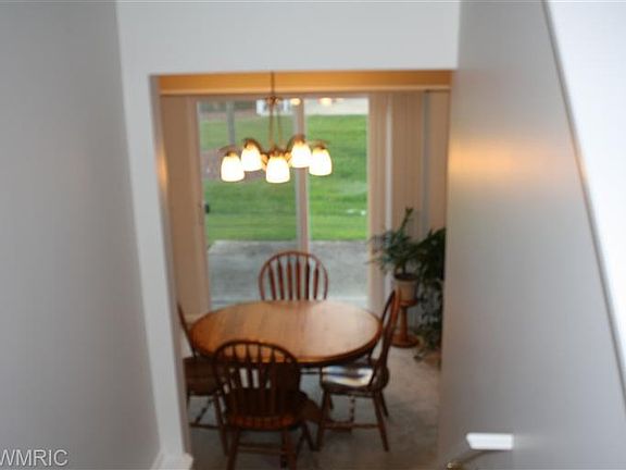 3rd image of 11961 Bush Ct