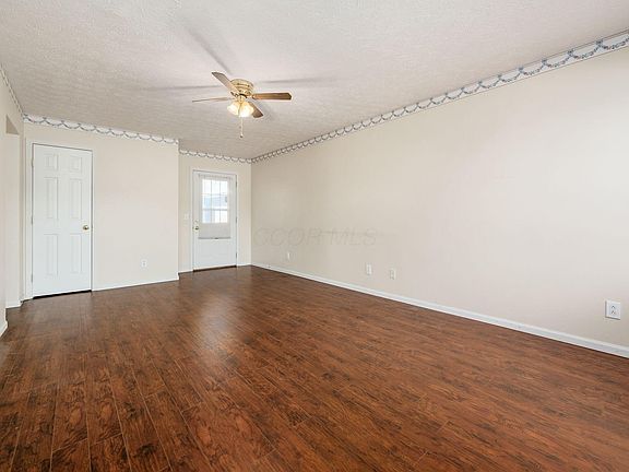 5th image of 301 Buckingham Dr #301