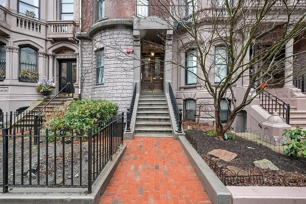 1 bed, 762 sqft, $3,450 — Photo 1