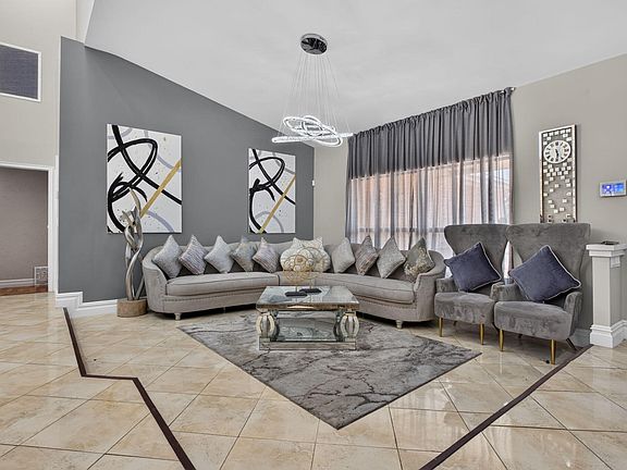 4th image of 7355 NW 83RD Avenue