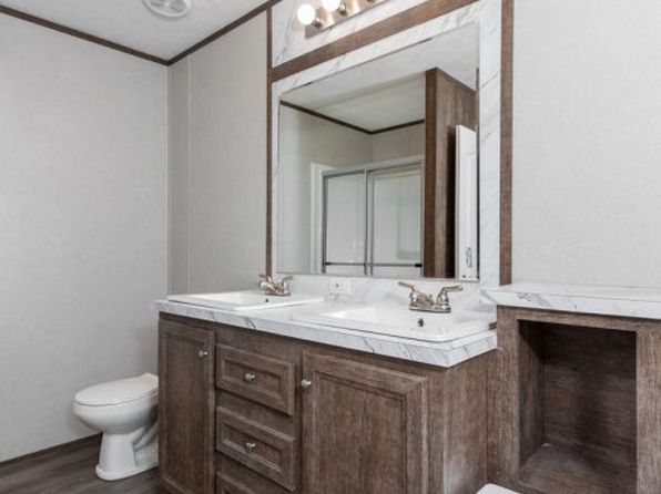 123 Hickory Ln