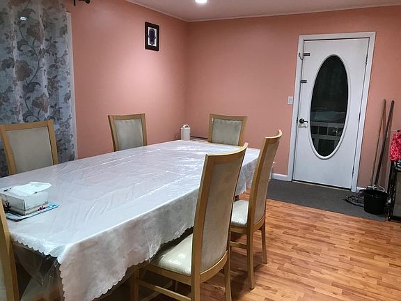 4th image of 7 Pond Ln