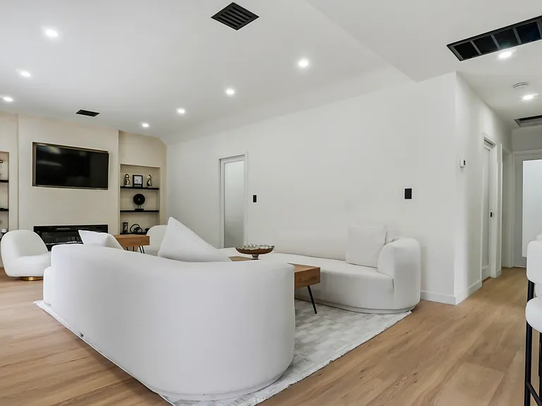 4177 Fair Ave — Photo 19