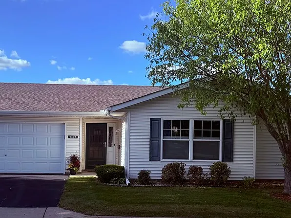 1408 Presidential Dr, Northfield, MN 55057