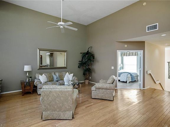 2nd image of 1510 Clermont Dr #A-203