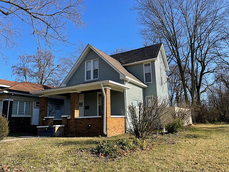 4015 Rookwood Ave — Photo 3