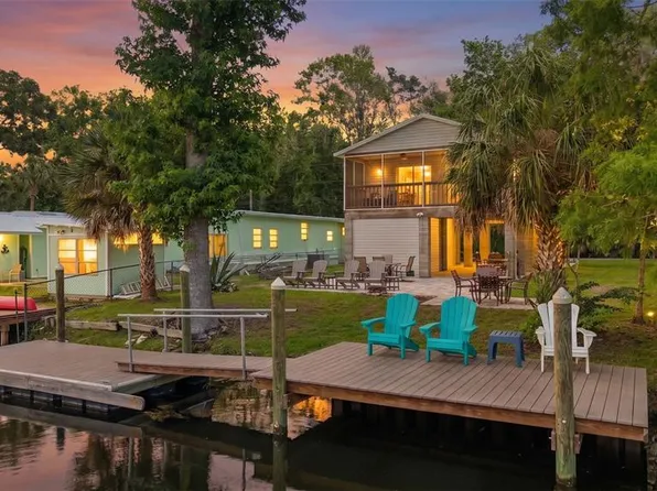 6183 Waverly Rd, Weeki Wachee, FL 34607