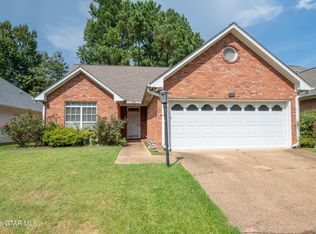 121 King Richard Rd, Starkville, MS 39759