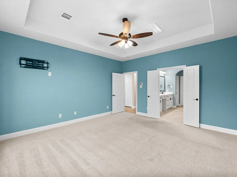4434 Verbena St — Photo 36