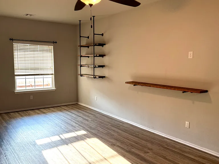 13220 Beekman Dr — Photo 6