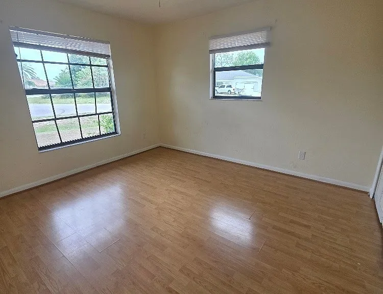 202 Eaglesmere Dr — Photo 9