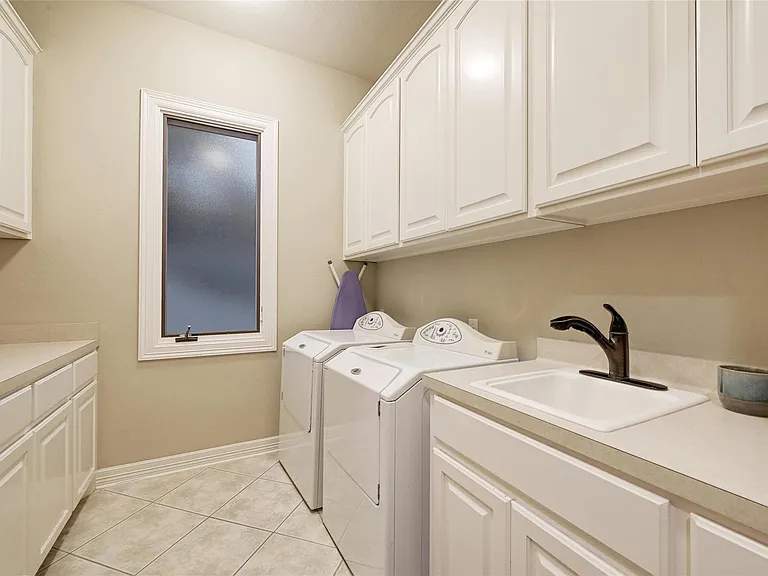 2305 Barton Creek Blvd #29 — Photo 4