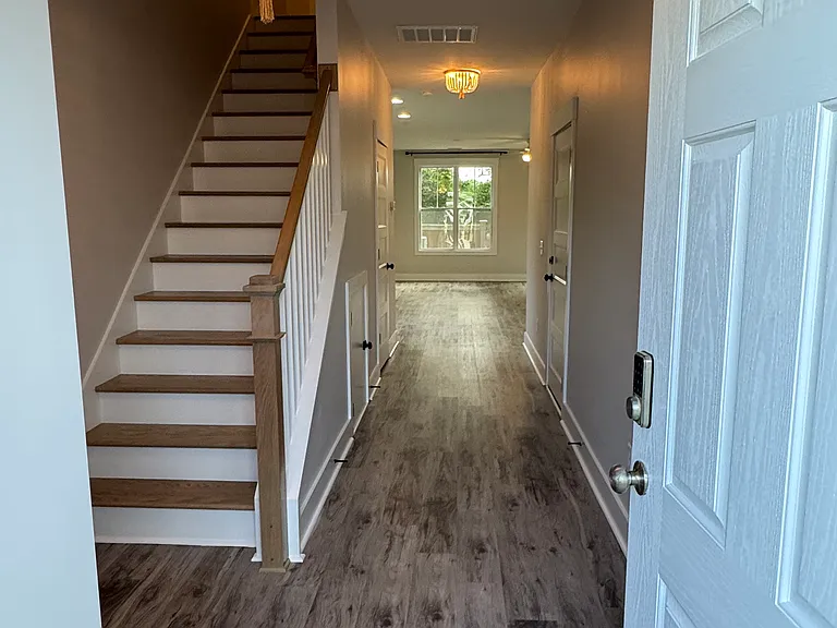 43 Aspen Rd — Photo 3