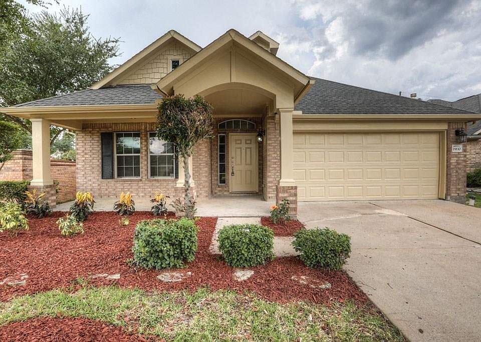 1st image of 19110 Mission Manor Ln