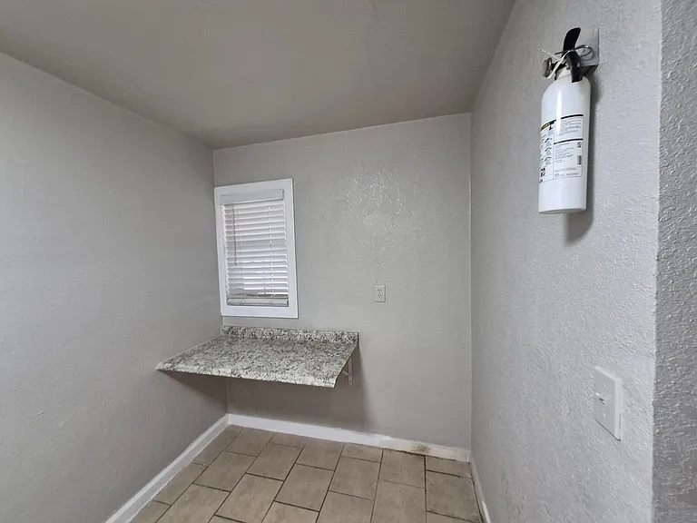 115 Caldwell St #5 — Photo 13