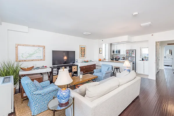 Rented by Modern Spaces | media 3