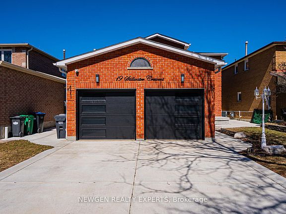 2nd image of 19 Stillwater Cres
