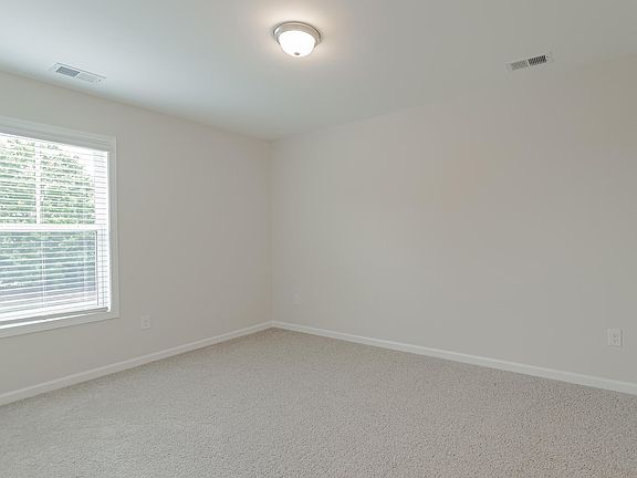 5th image of 8 Sabine Leaf Ct