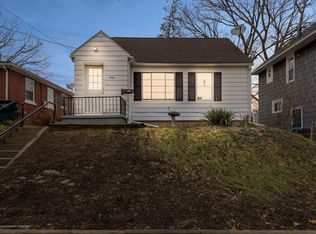 905 Larned St, Lansing, MI 48912
