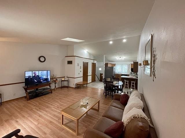 1st image of 2105 Green Valley Dr