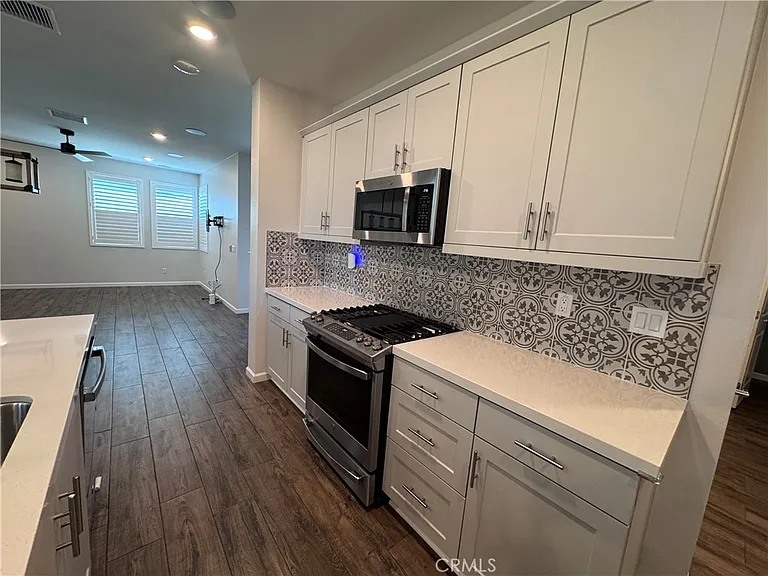 24326 Juni Ct — Photo 49