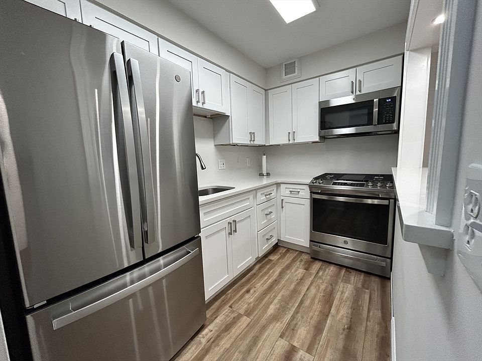 1st image of 17 Bowdoin St APT 1B
